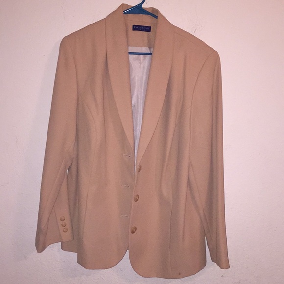 Beautiful blazer( Final Sale ) - Picture 1 of 4